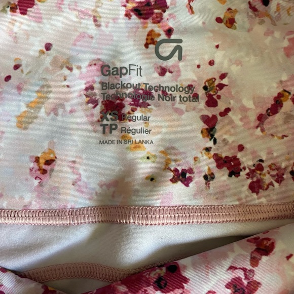 NWT Gap Fit crop pants - Picture 4 of 5